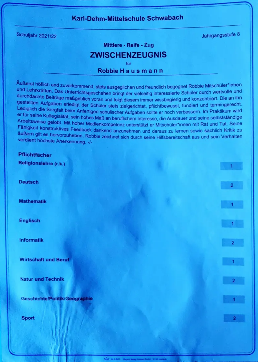 Zwischenzeugnis 8M - Robbie Hausmann